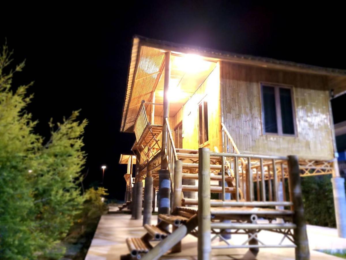 คูณ-เนื่อง ฟาร์ม สเตย์ หัวหิน Koon & Nueang Farm Stay Hua Hin Banbofaj Kültér fotó