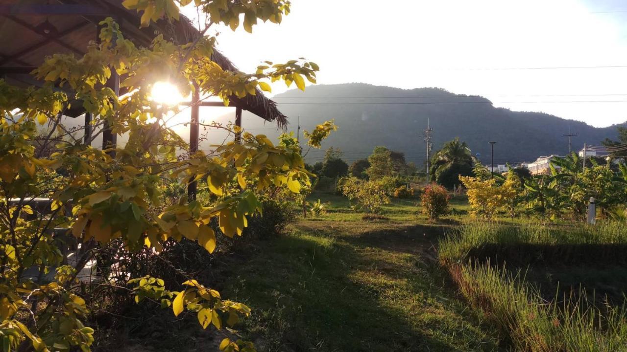 คูณ-เนื่อง ฟาร์ม สเตย์ หัวหิน Koon & Nueang Farm Stay Hua Hin Banbofaj Kültér fotó