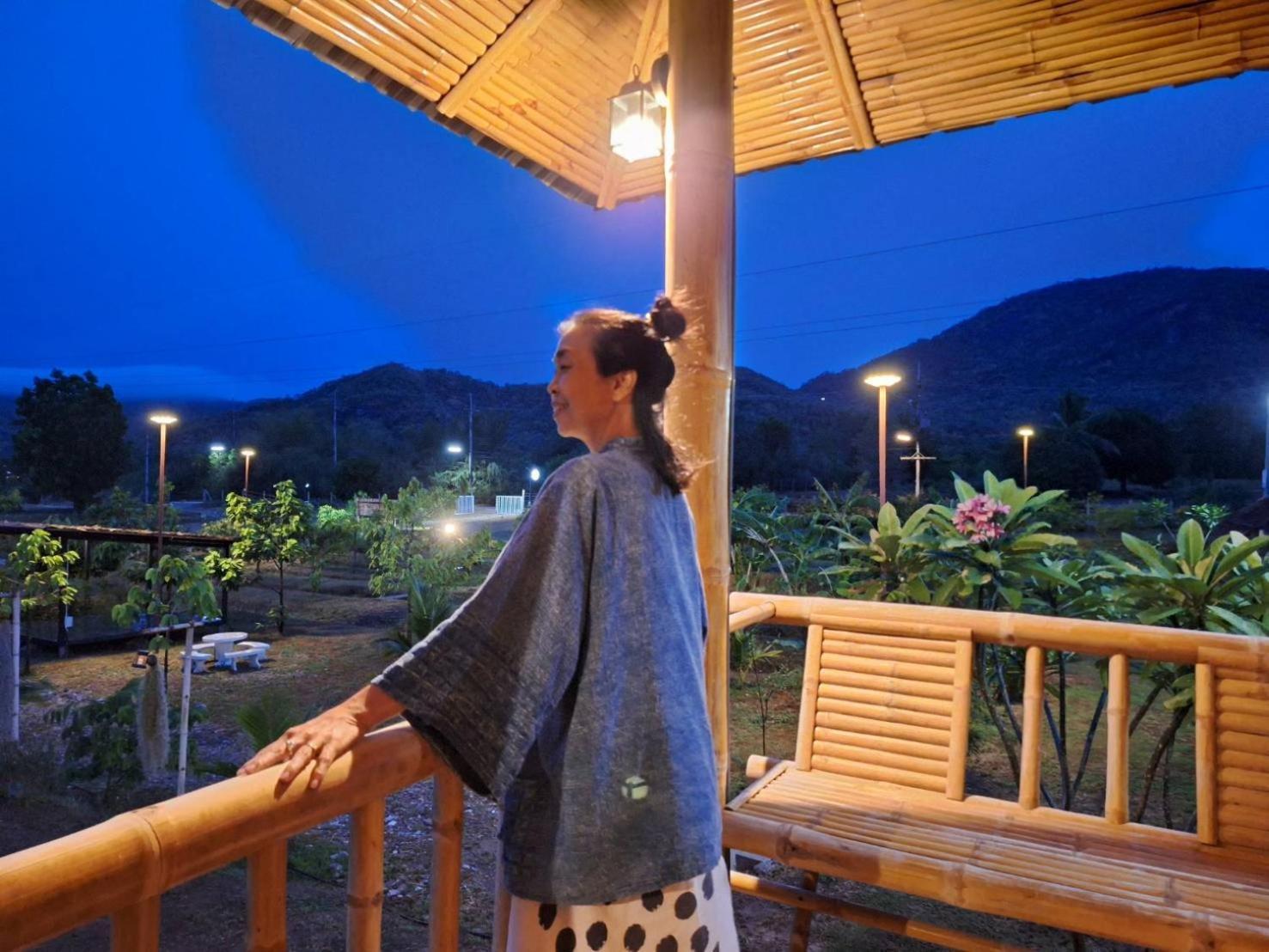 คูณ-เนื่อง ฟาร์ม สเตย์ หัวหิน Koon & Nueang Farm Stay Hua Hin Banbofaj Kültér fotó