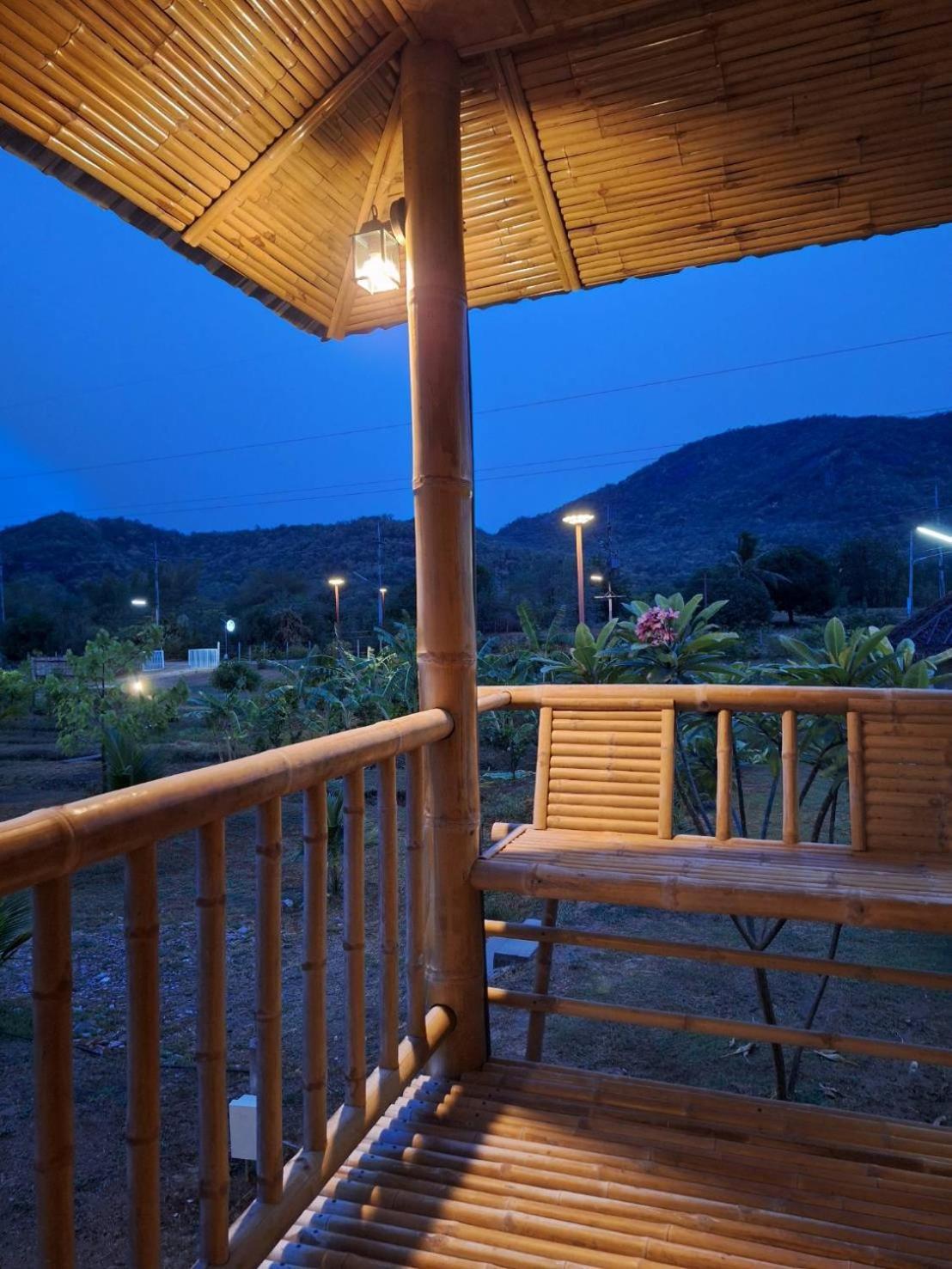 คูณ-เนื่อง ฟาร์ม สเตย์ หัวหิน Koon & Nueang Farm Stay Hua Hin Banbofaj Kültér fotó